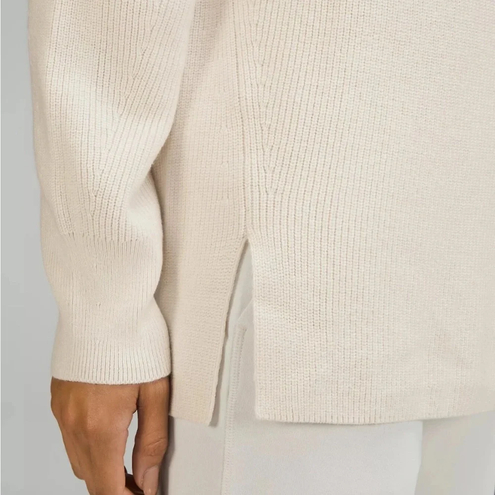 Lululemon Merino Wool Blend Ribbed Crewneck Sweater Size 8